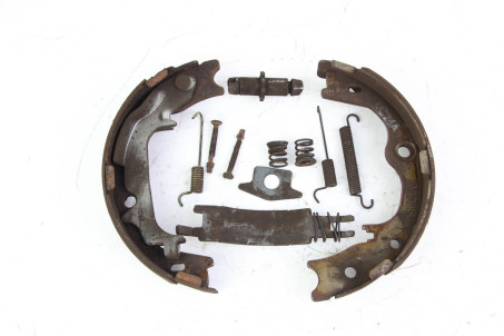 Механизм тормозной левый 4WD Hyundai Tucson (LM) / IX35 2010–2015 582502S300 (66118)