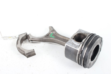 Шатун разом з поршнем LH (GB) 2.0 Diesel Subaru Forester (SJ) 2012-2018 12100AA440 (66272)