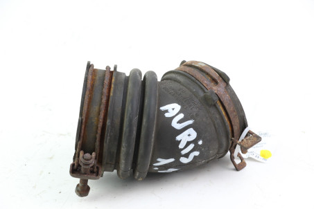 Патрубок повітряного фільтра 1.8 Hybrid Toyota Auris 2006-2012 1788037100 (66368)