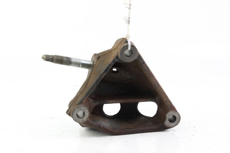 Кронштейн подушки двигателя правый 1.8 Hybrid Toyota Auris 2006-2012 1231537030 (66389)