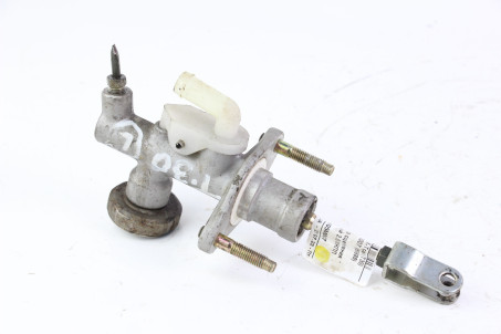 Цилиндр сцепления главный 2.0 МКПП Nissan X-Trail (T30) 2002-2007 306105M007 (66688)