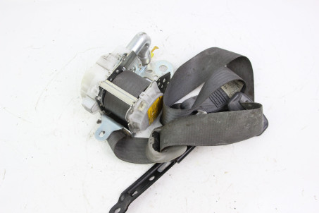 Ремінь безпеки передній правий Toyota Prius (ZVW35) 2009-2015 7321047140B1 (66847)