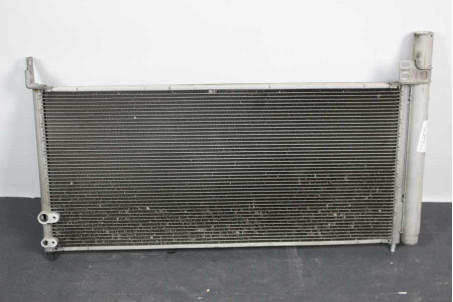 Радиатор кондиционера 1.8 Hybrid Toyota Prius (ZVW35) 2009-2015 8846047150 (66876)