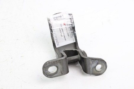 Петля двери передней левой верх Toyota Prius (ZVW35) 2009-2015 6872012151 (66981)