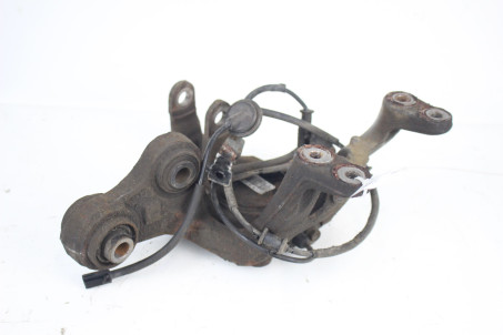 Цапфа задняя левая Kia Ceed (JD) 2012-2019 52710A6400 (67084)