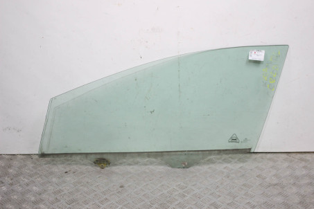 Скло двері переднє ліве Kia Ceed (JD) 2012-2019 82410A2010 (67131)