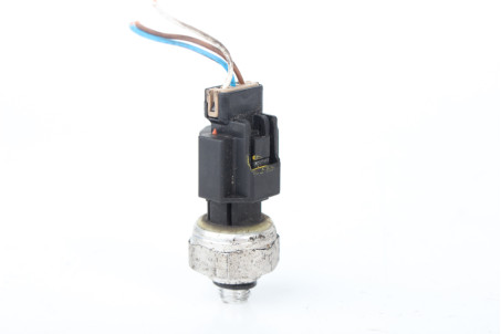 Датчик тиску кондиціонера Kia Ceed (JD) 2012-2019 977213K000 (67223)