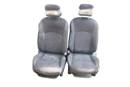 Сиденья передние ткань LHD Nissan Juke (YF15) 2010-2019  (67334)