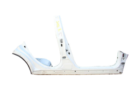 Порог правый со стойками (A-B)+сапожок Nissan Juke (YF15) 2010-2019 G64101KEMA (67345)