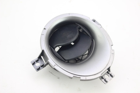 Дефлектор торпедо правый Nissan Juke (YF15) 2010-2019 687601KE0A (67397)