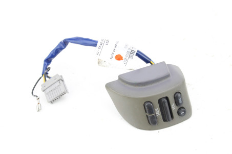 Кнопки управления на руль Nissan Micra (K12) 2002-2011 25552AX601 (68080)