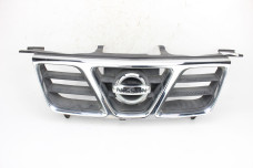 Решітка радіатора -04 Nissan X-Trail (T30) 2002-2007 623108H700 (68301)
