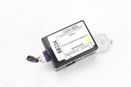 Блок керування дверима Toyota RAV-4 IV 2012-2018 8974042050 (68334)
