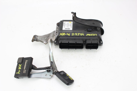 Блок керування двигуном комплект 2.2 МКПП TDI Toyota RAV-4 IV 2012-2018 8966142J60 (68352)