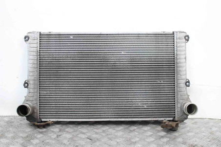 Радіатор інтеркулера 2.2 TDI Toyota RAV-4 IV 2012-2018 1794026022 (68409)