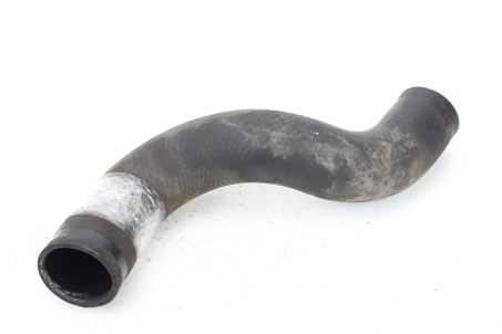 Патрубок интеркулера резина 2.2 TDI Toyota RAV-4 IV 2012-2018 1734226170 (68410)