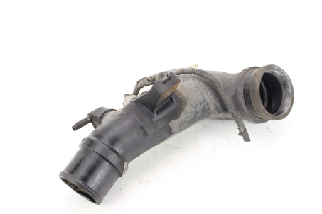 Патрубок інтеркулера 2.2 TDI Toyota RAV-4 IV 2012-2018 1736226040 (68411)