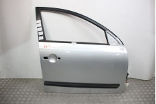 Двері передні праві хетчбек Hyundai I30 (FD) 2007-2012 760042L010 (68422)