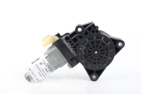 Моторчик склопідіймача задній лівий Hyundai I30 (FD) 2007-2012 834502L000 (68440)