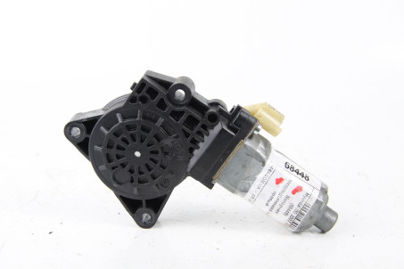 Моторчик стеклоподъёмника задний правый Hyundai I30 (FD) 2007-2012 834602L000 (68448)