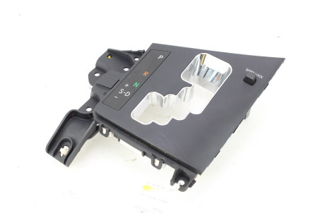 Накладка кулисы АКПП LHD Lexus RX (AL10) 2009-2015  (68624)