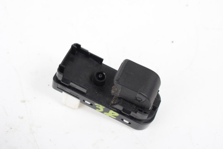 Кнопка склопідіймача одиночна Mazda 6 (GJ) 2012-2018 KD3566370 (68701)