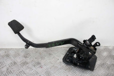 Педаль зчеплення Mitsubishi Outlander Sport 2011-2022 USA MN101629 (68820)