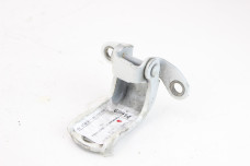 Петля двері задньої лівої низ Toyota Venza (AV10) 2008-2017 6878004010 (68914)