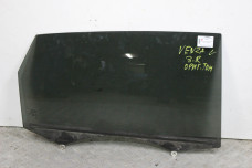 Скло двері заднє праве оригінальне тонування Toyota Venza (AV10) 2008-2017 681030T020 (68924)