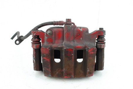 Супорт передній правий Toyota Venza (AV10) 2008-2017 477300T010 (68985)