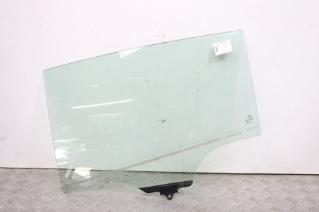 Стекло двери заднее левое Kia Sportage (QL) 2015-2021 83410F1000 (69084)
