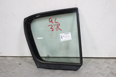 Стекло двери задней правой (форточка) Kia Sportage (QL) 2015-2021 83427F1000 (69087)