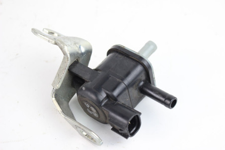 Клапан електромагнітний 2.7 Toyota Venza (AV10) 2008-2017 90910TC001 (69220)