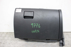 Бардачок Mazda 3 (BM) 2012-2018 BHN164030C02 (69337)