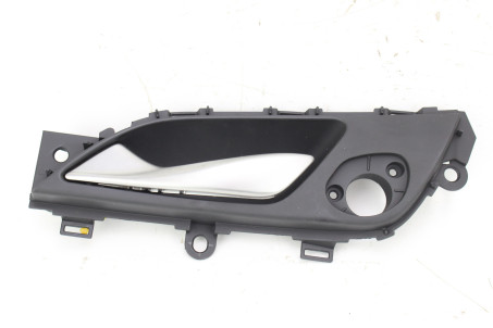 Ручка двери внутр лев перед Hyundai I40 2012-2019 826103Z010RY (69494)