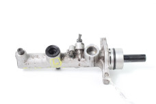 Циліндр гальмівний головний 1.8 USA Toyota Corolla E12 (E120) 2000-2006 4720102300 (69911)