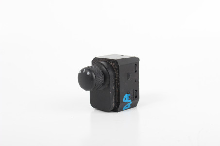 Блок управления зеркалами Suzuki Grand Vitara (JB) 2006-2017 3795062J00 (70005)