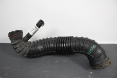 Патрубок воздушного фильтра 2.0 Diesel Kia Sportage (SL) 2010-2015 281302S000 (70252)