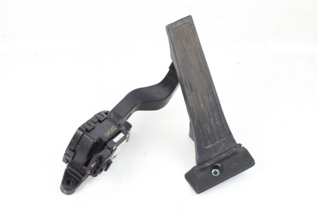 Педаль газа электро 2.0 Diesel Kia Sportage (SL) 2010-2015 327002S100 (70285)