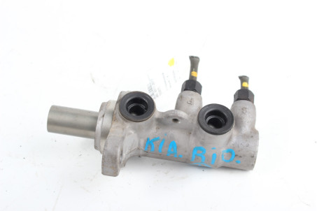 Цилиндр тормозной главный 1.4 Kia Rio (QB/UB) 2011-2017 585101W200 (70307)