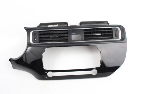 Дефлектори центральних повітроводів Kia Rio (QB/UB) 2011-2017 847401WCB0FHV (70380)