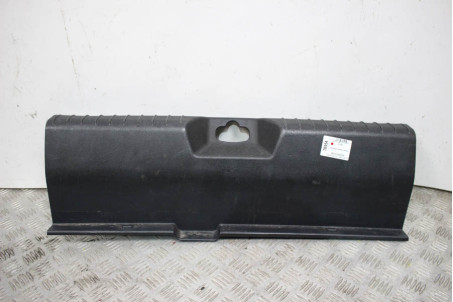 Накладка задньої панелі седан Kia Rio (QB/UB) 2011-2017 857701W000WK (70554)