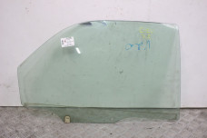 Скло двері заднє праве Camry (XV20) Toyota Другие модели 6811333050 (70729)