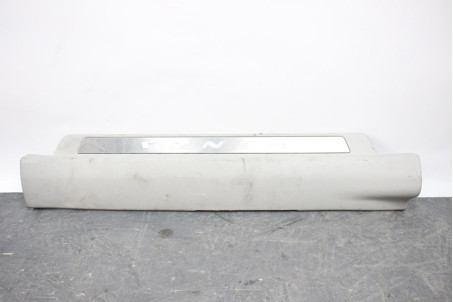 Накладка поріга внутрішня передня права серая Toyota Venza (AV10) 2008-2017 679130T011B0 (71445)