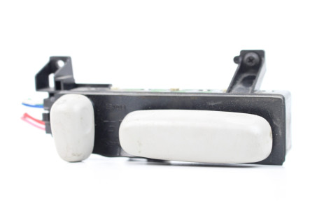 Блок управления сиденьем RH Toyota Venza (AV10) 2008-2017 8492260130 (71480)