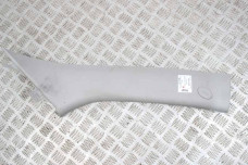 Накладка стійки передней правой верх Kia Sportage (SL) 2010-2015 858203U100ED (71627)