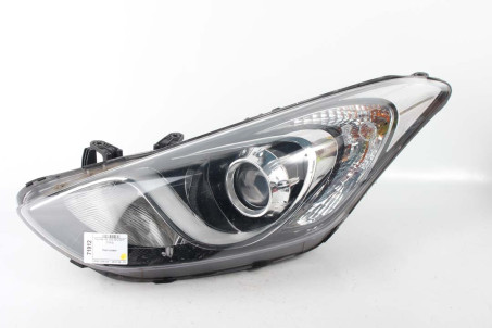Фара ліва 11 pin Hyundai I30 (GD) 2012-2017 92101A6000 (71913)