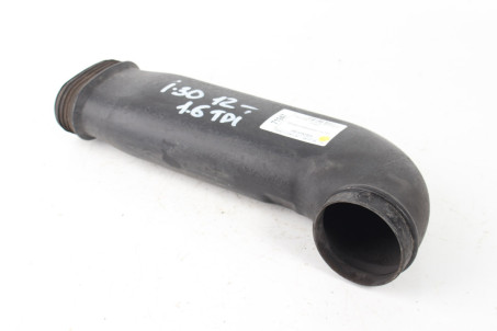 Воздухозаборник 1.6 TDI Hyundai I30 (GD) 2012-2017 28210A5820 (71947)