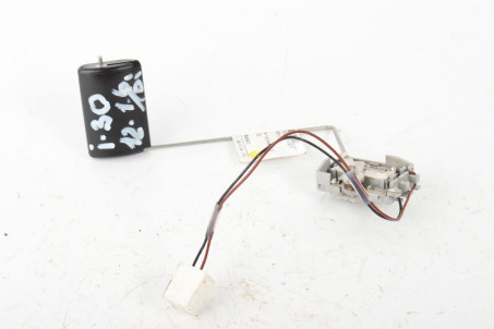 Датчик уровня топлива 1.6 TDI Hyundai I30 (GD) 2012-2017 94460A6900 (71981)