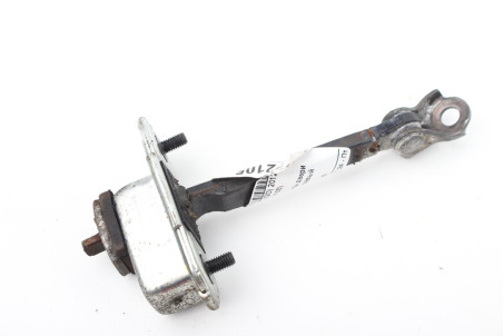 Ограничитель двери передний правый Hyundai I30 (GD) 2012-2017 79390A6000 (72105)